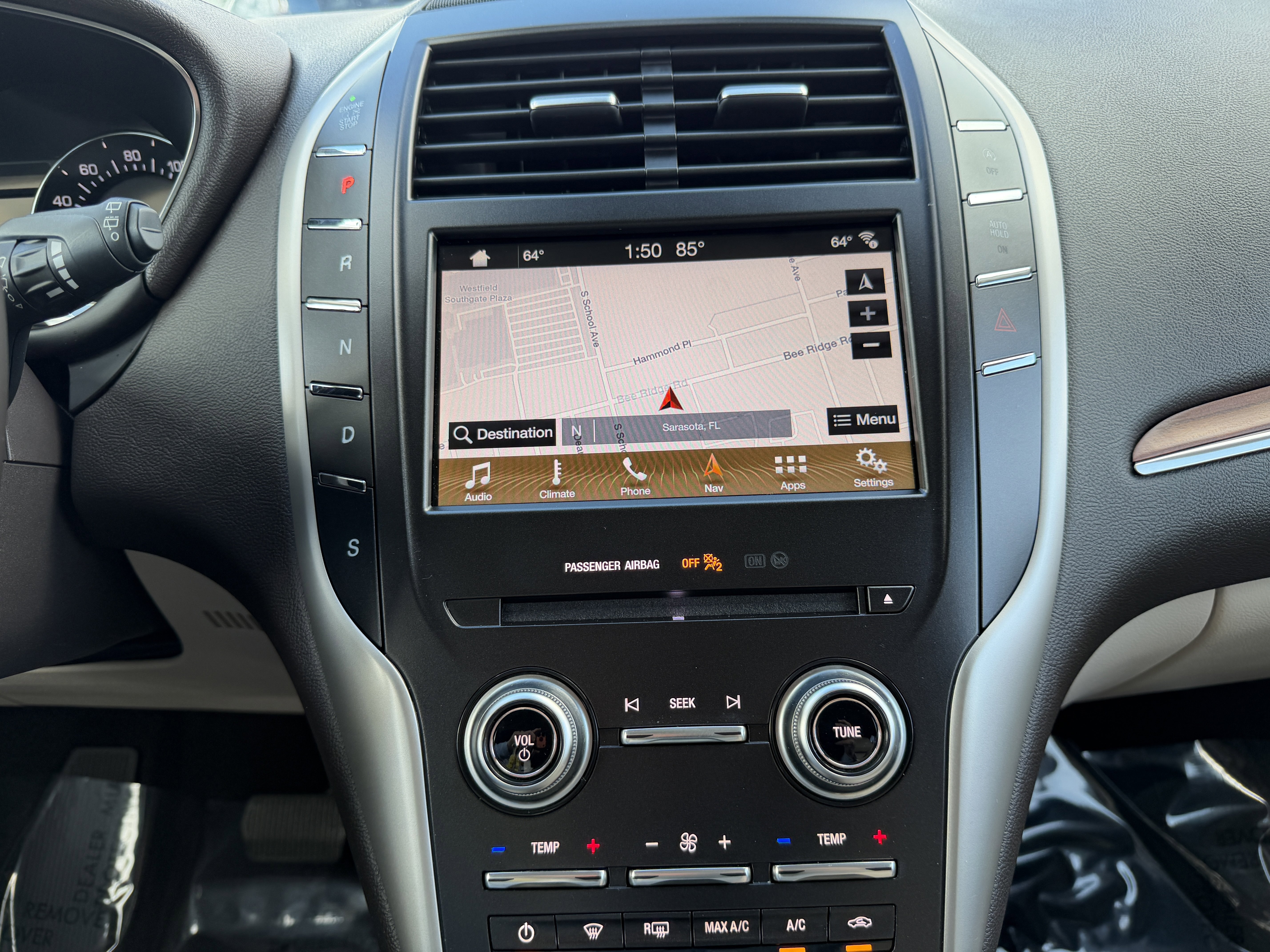 Used 2019 Lincoln MKC Select w/ Select Plus Package image 21