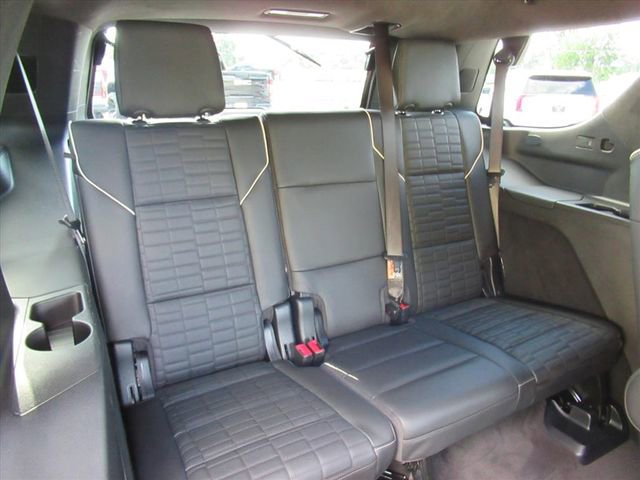 Used 2025 Cadillac Escalade Sport Platinum AWD/4WD image 38