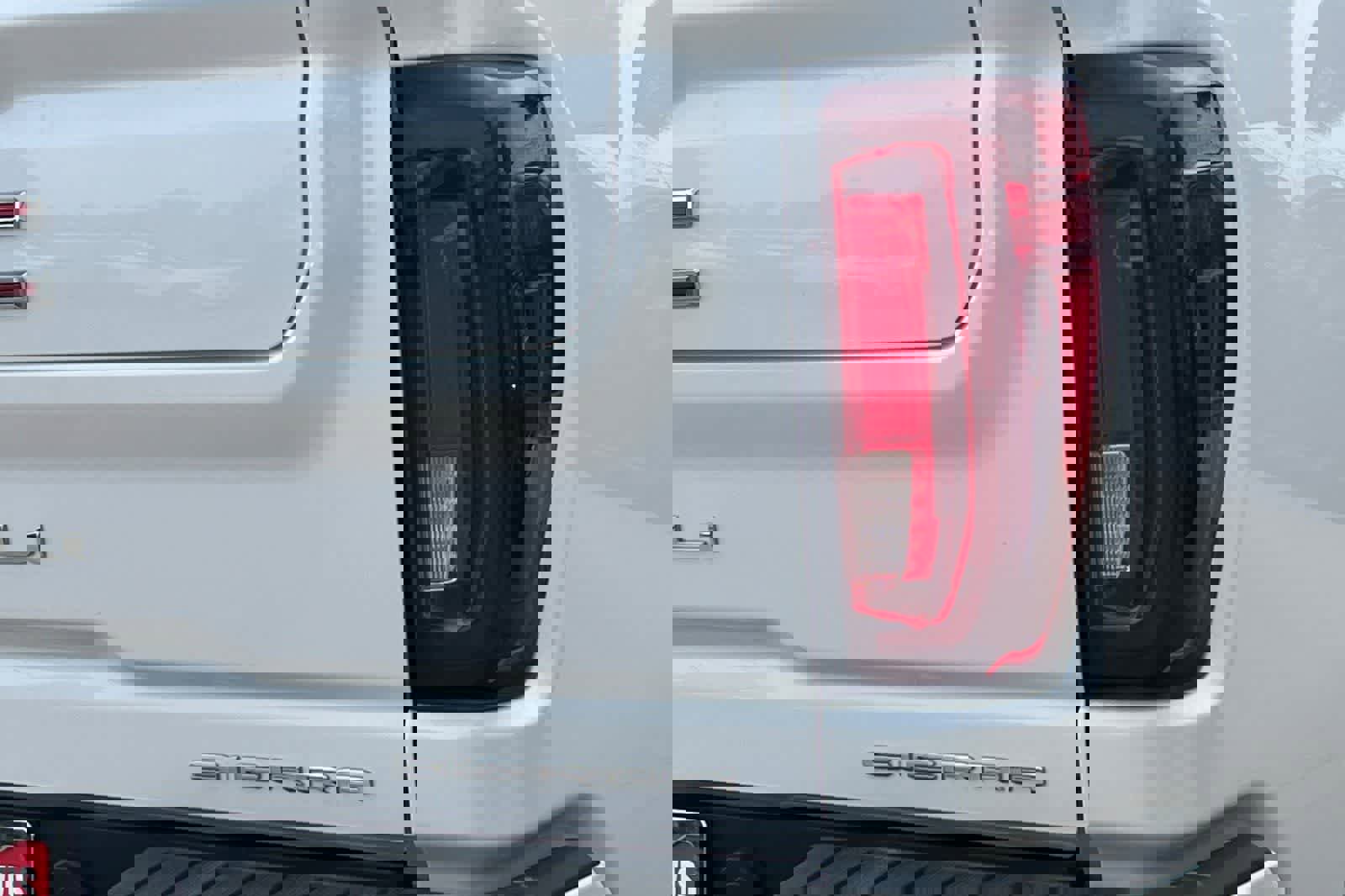 Used 2021 GMC Sierra 2500 Denali image 17