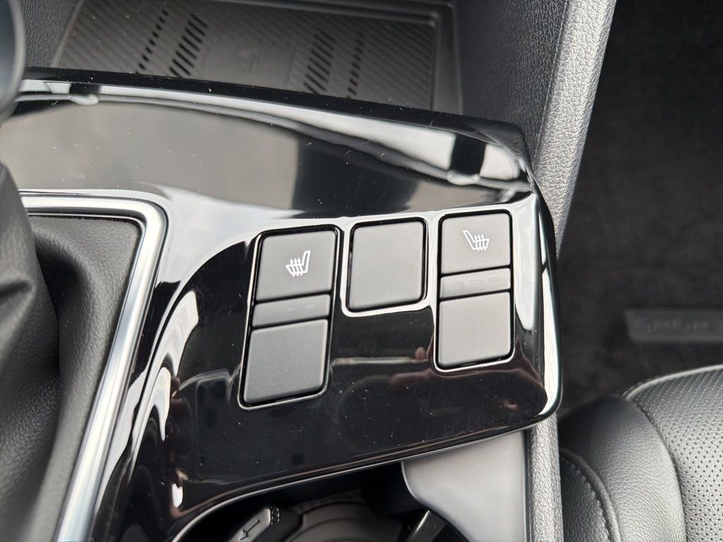 Used 2025 Kia Sportage EX FWD image 34