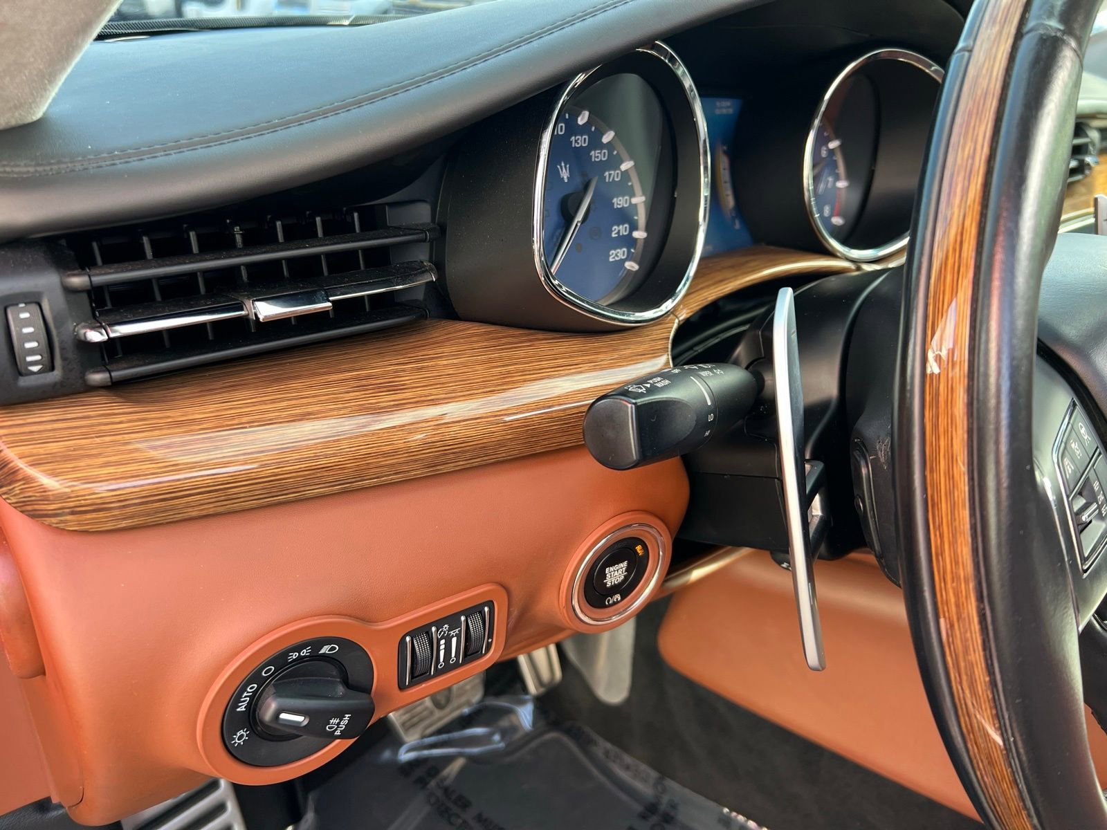 Used 2019 Maserati Quattroporte GTS GranLusso image 32