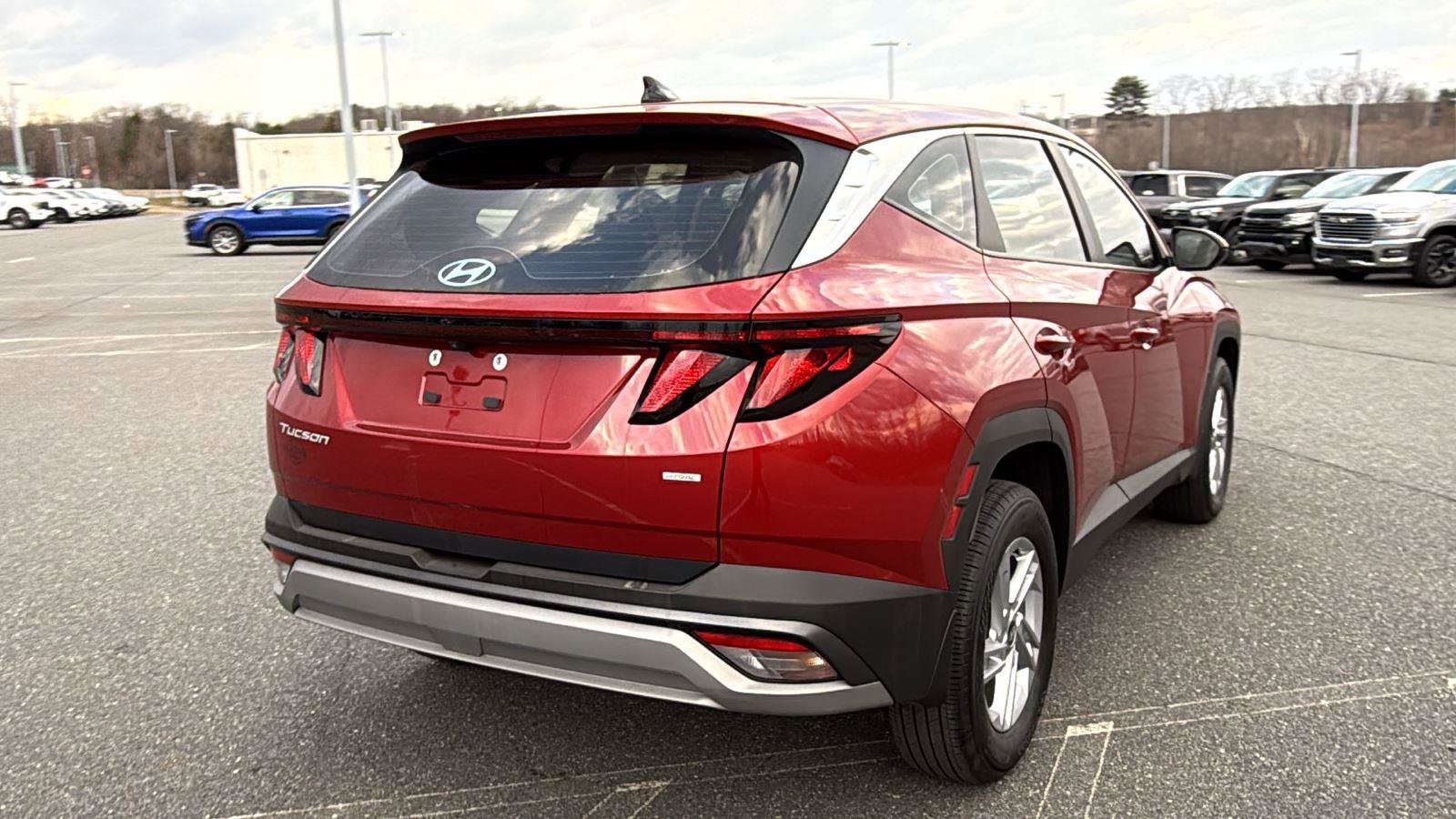 Used 2025 Hyundai Tucson SE image 7