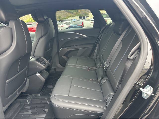 New 2026 Cadillac Lyriq Luxury w/ LPO, Floor Liner Package AWD/4WD image 18