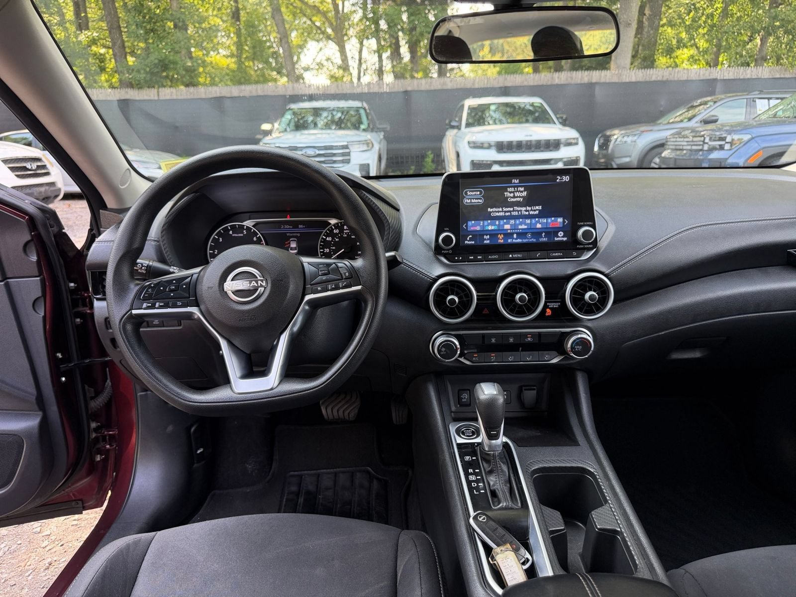 Used 2025 Nissan Sentra SV FWD image 32
