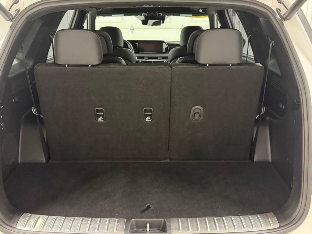 Used 2023 Hyundai Palisade Calligraphy image 15