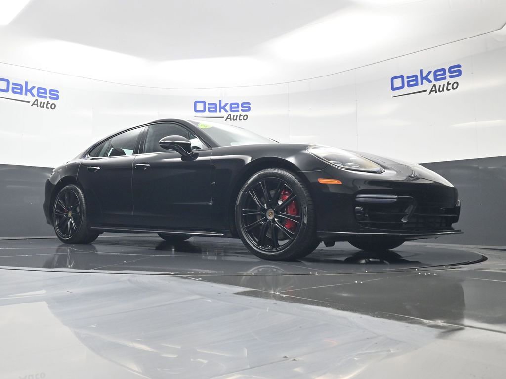 Used 2019 Porsche Panamera GTS image 40