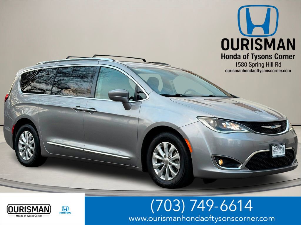 Used 2018 Chrysler Pacifica Touring-L