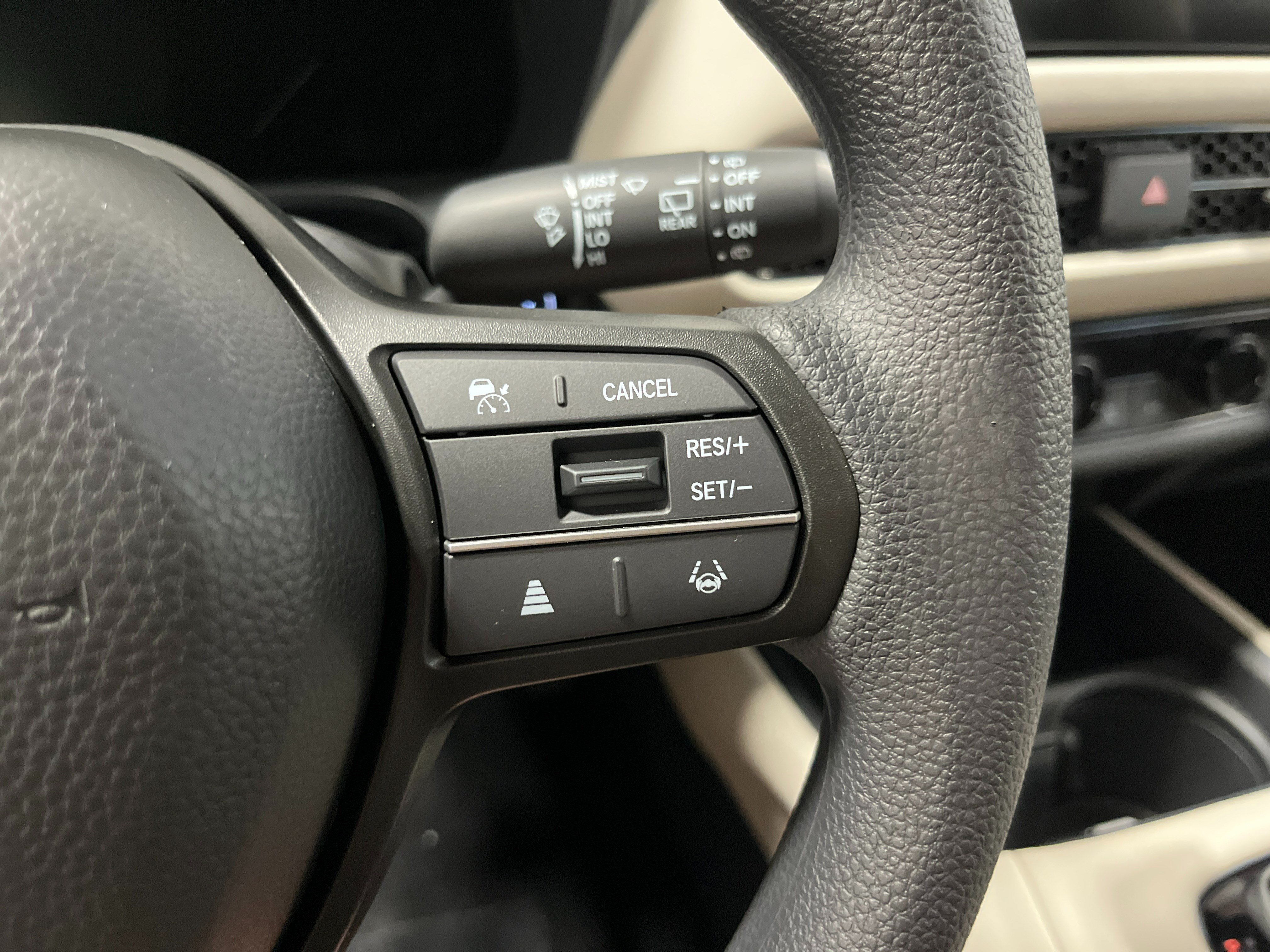 New 2027 Honda HR-V LX image 17
