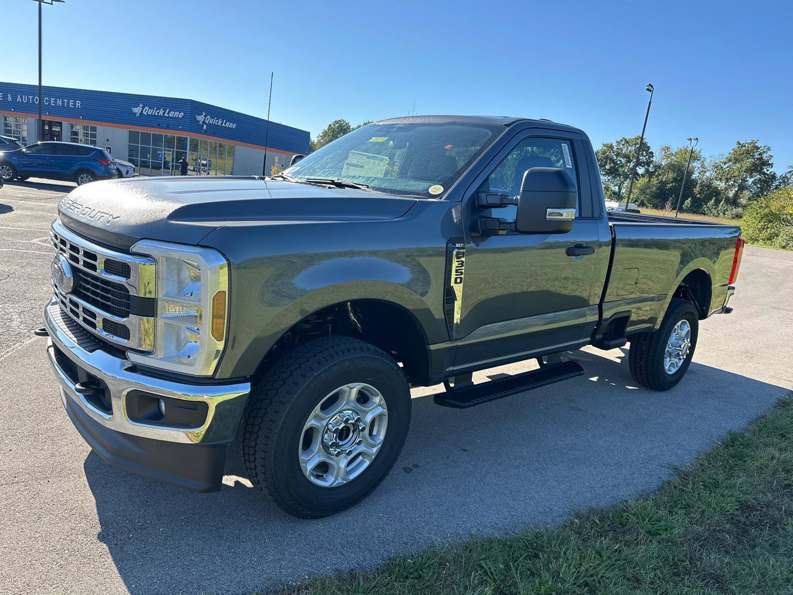 New 2026 Ford F350 XLT image 2