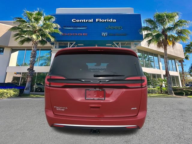 New 2027 Chrysler Pacifica Pinnacle w/ Theater Group AWD/4WD image 6