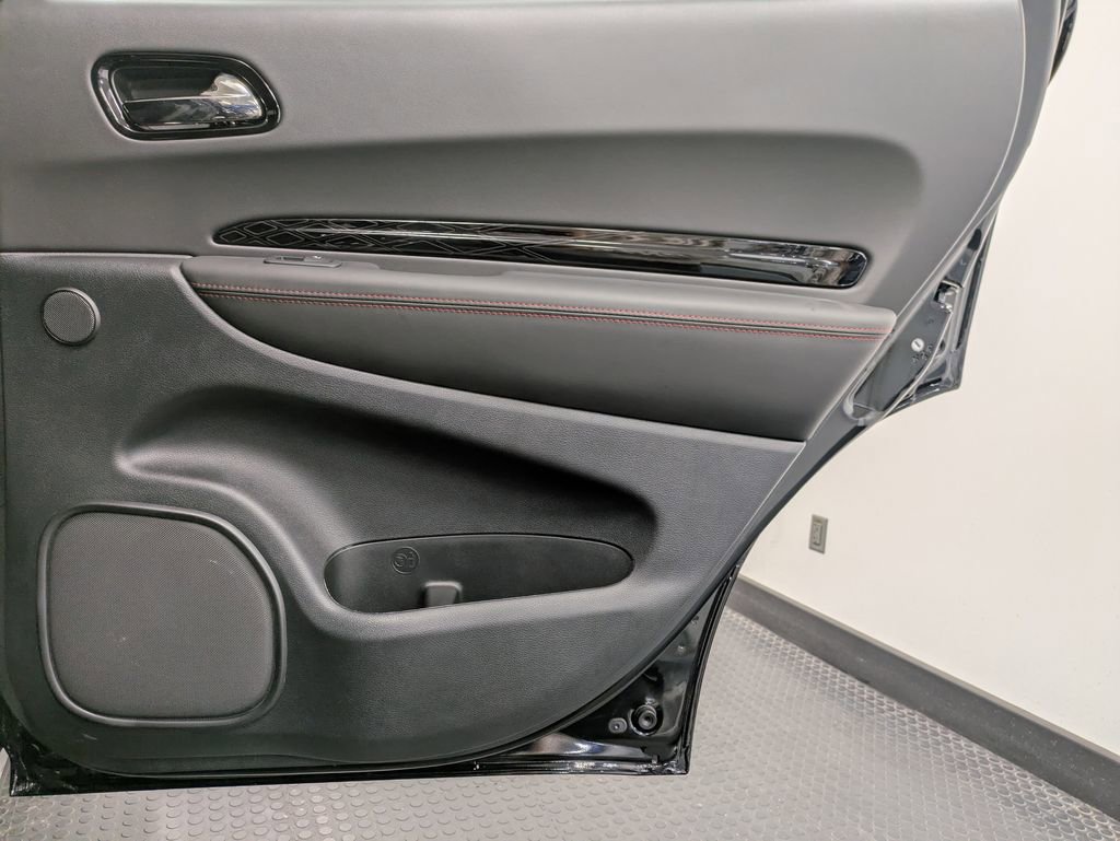 Used 2025 Dodge Durango GT image 24