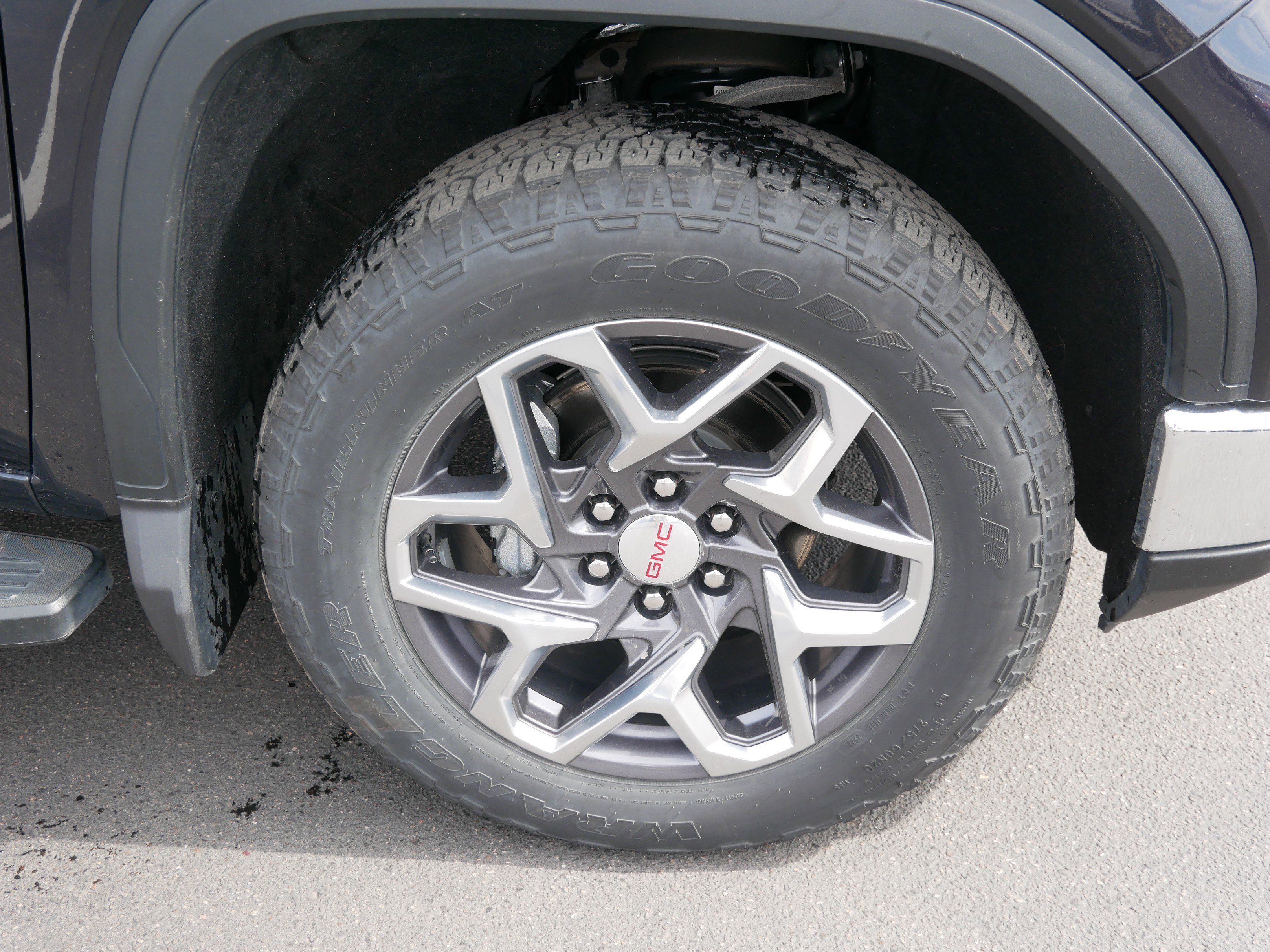 Used 2022 GMC Sierra 1500 SLT w/ SLT Premium Plus Package AWD/4WD image 15