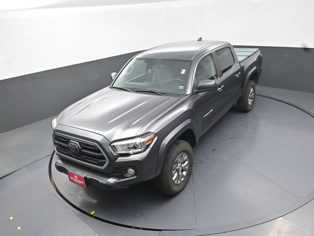 Used 2018 Toyota Tacoma SR5 RWD image 27