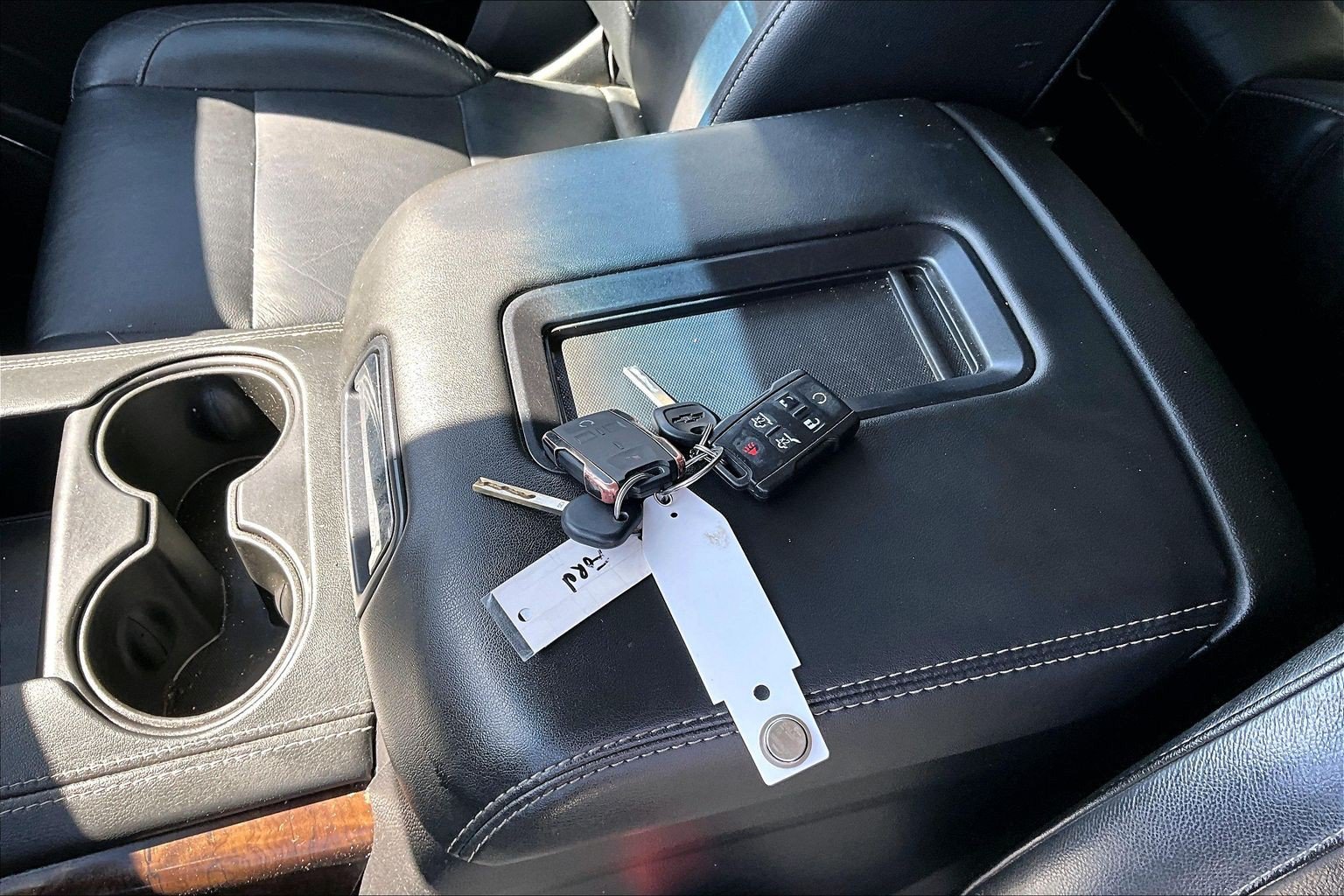 Used 2019 Chevrolet Suburban LT AWD/4WD image 33