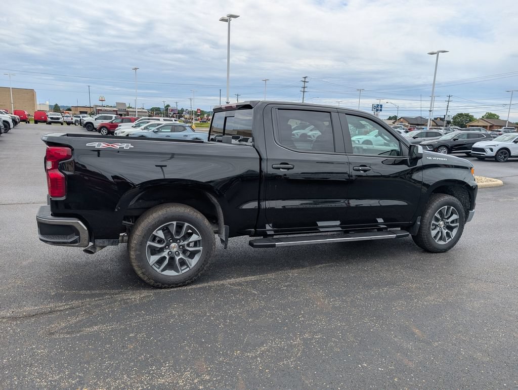 New 2026 Chevrolet Silverado 1500 LT w/ Leather Package AWD/4WD image 10