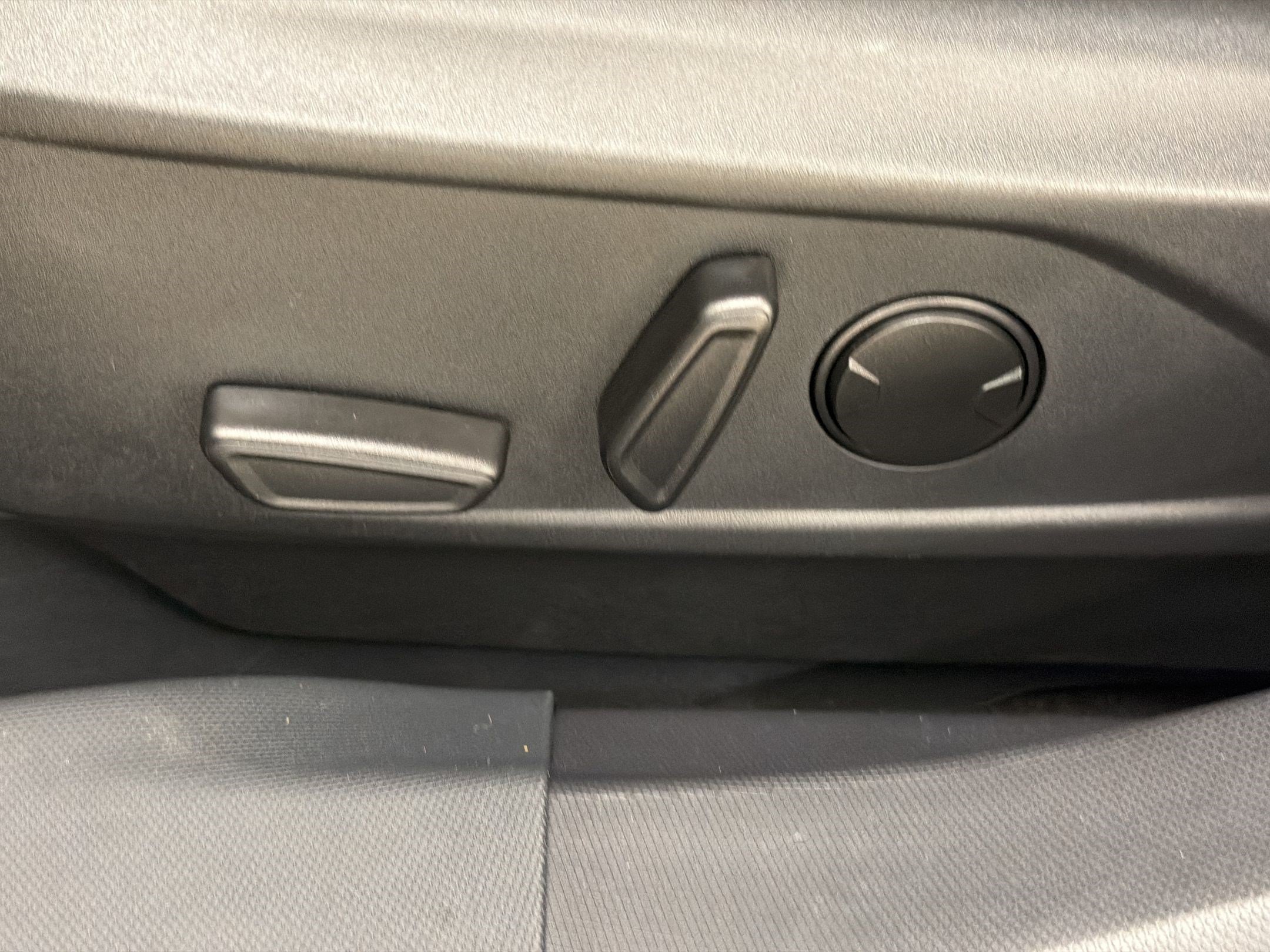 Certified 2023 Ford Mustang Mach-E Select AWD/4WD image 15