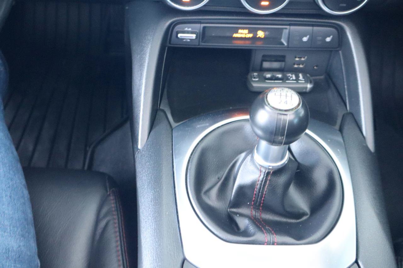 Used 2017 MAZDA MX-5 Miata RF Grand Touring RWD image 26