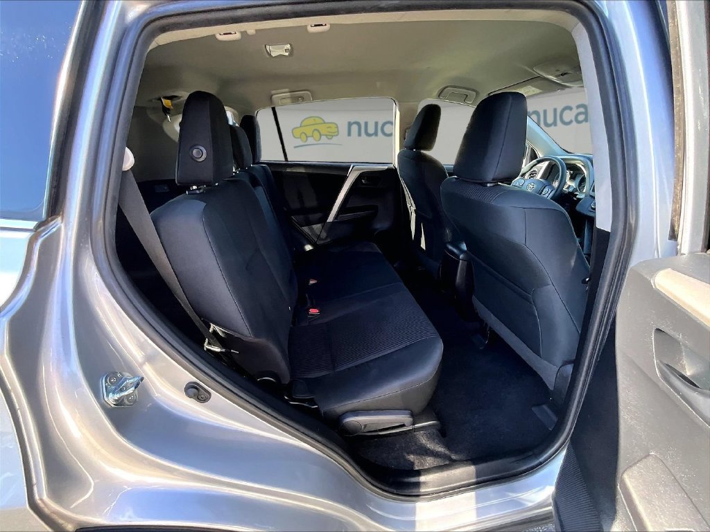 Used 2017 Toyota RAV4 LE w/ Carpet Mat Package AWD/4WD image 16