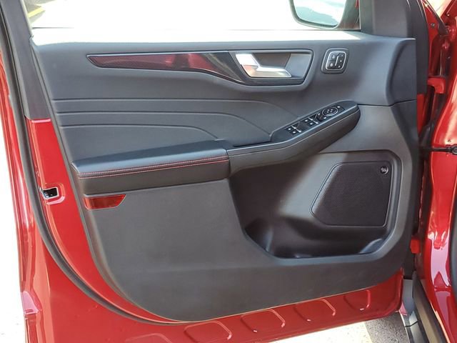 Certified 2023 Ford Escape ST-Line Elite w/ Premium Technology Package AWD/4WD image 8