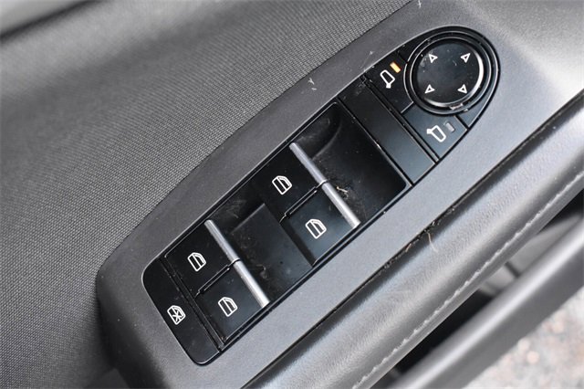 Used 2021 MAZDA MAZDA3 s image 18