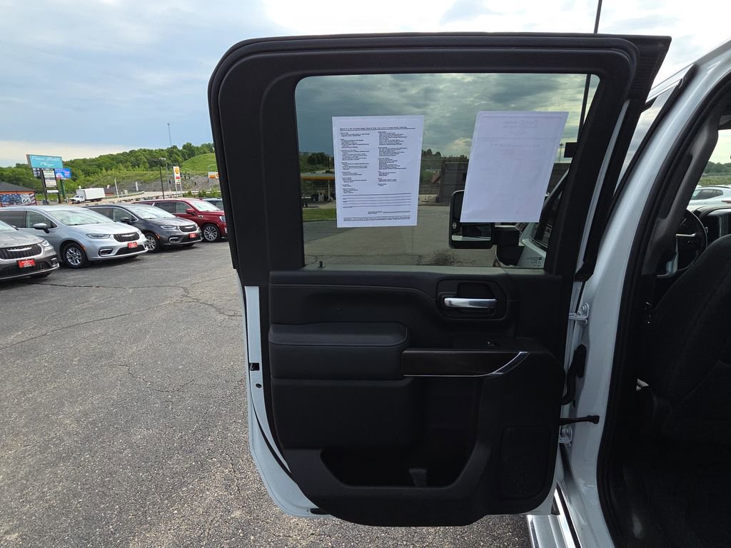 Used 2021 GMC Sierra 2500 SLT w/ SLT Premium Package AWD/4WD image 28