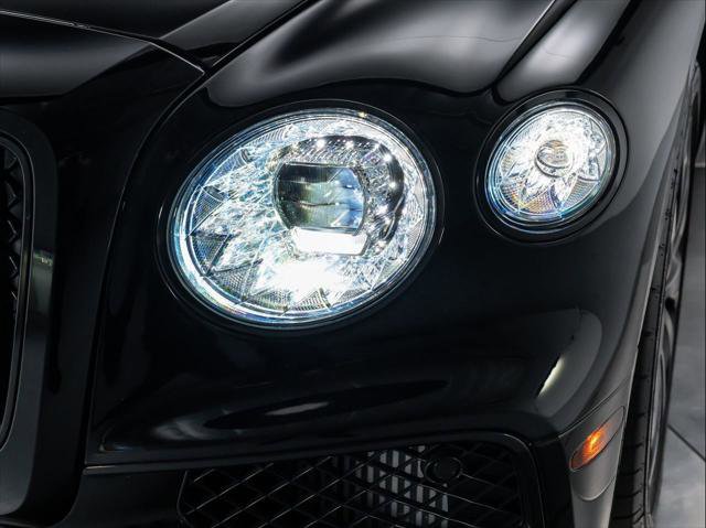 Used 2021 Bentley Flying Spur V8 image 40