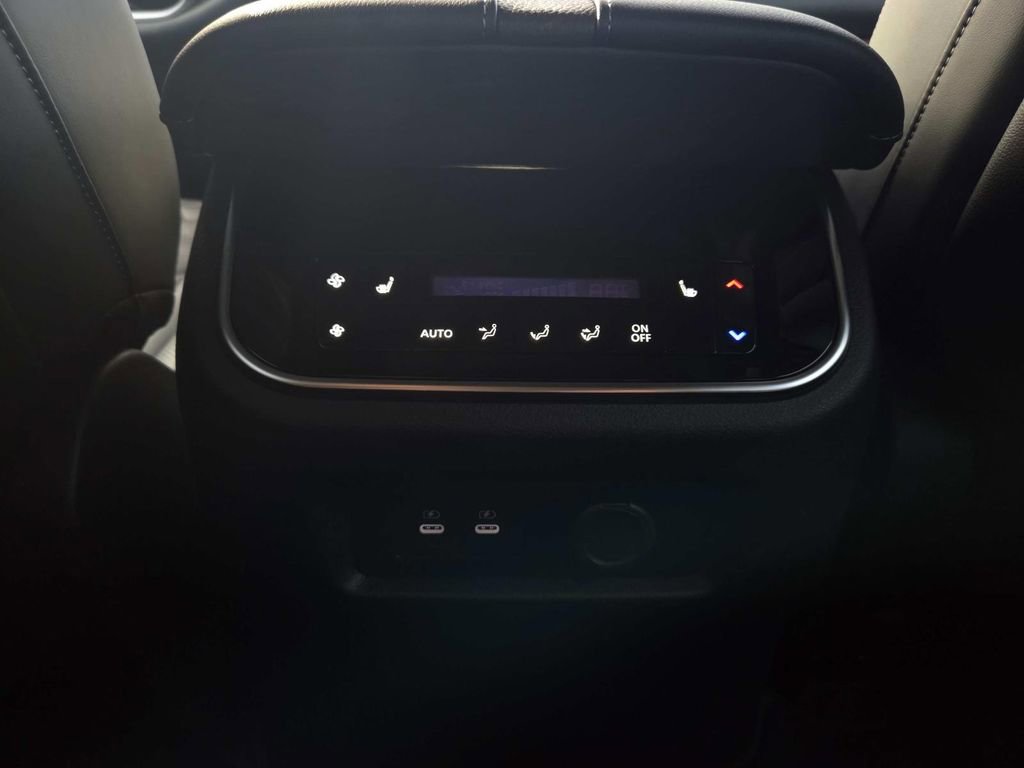 New 2026 Nissan Armada Platinum AWD/4WD image 11