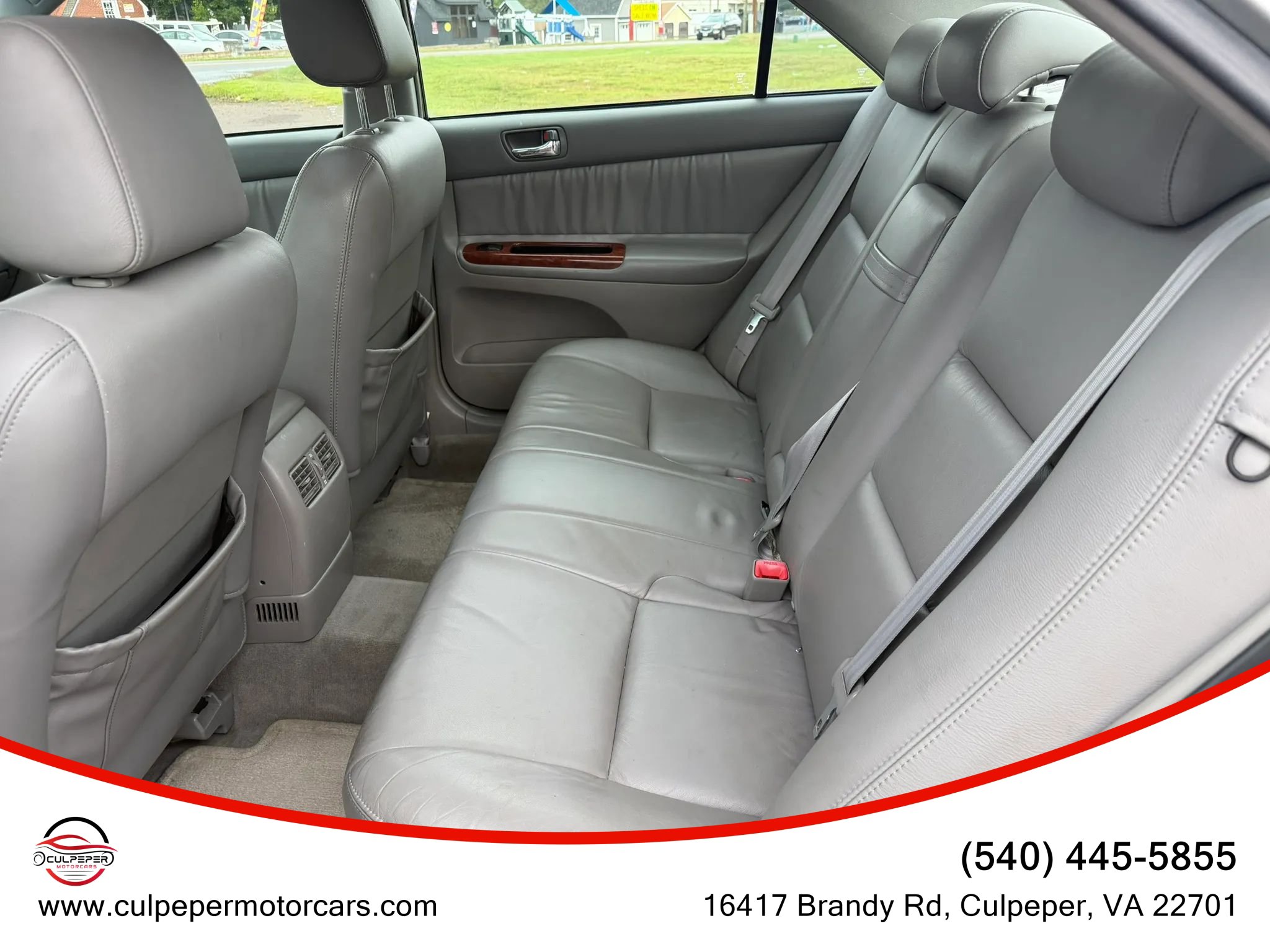 Used 2005 Toyota Camry XLE FWD image 10