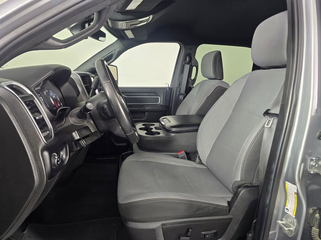 Used 2024 RAM 2500 Big Horn image 24