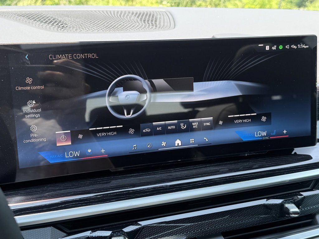 Used 2026 BMW X5 xDrive40i w/ M Sport Package image 9