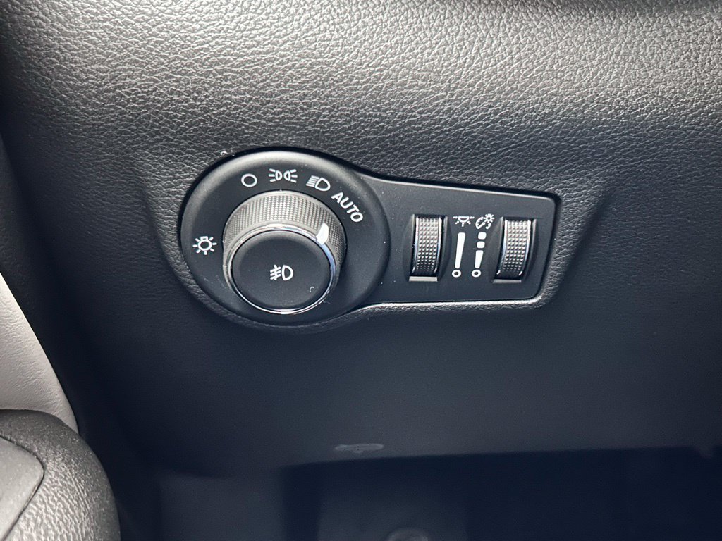 New 2026 Jeep Compass Limited AWD/4WD image 19