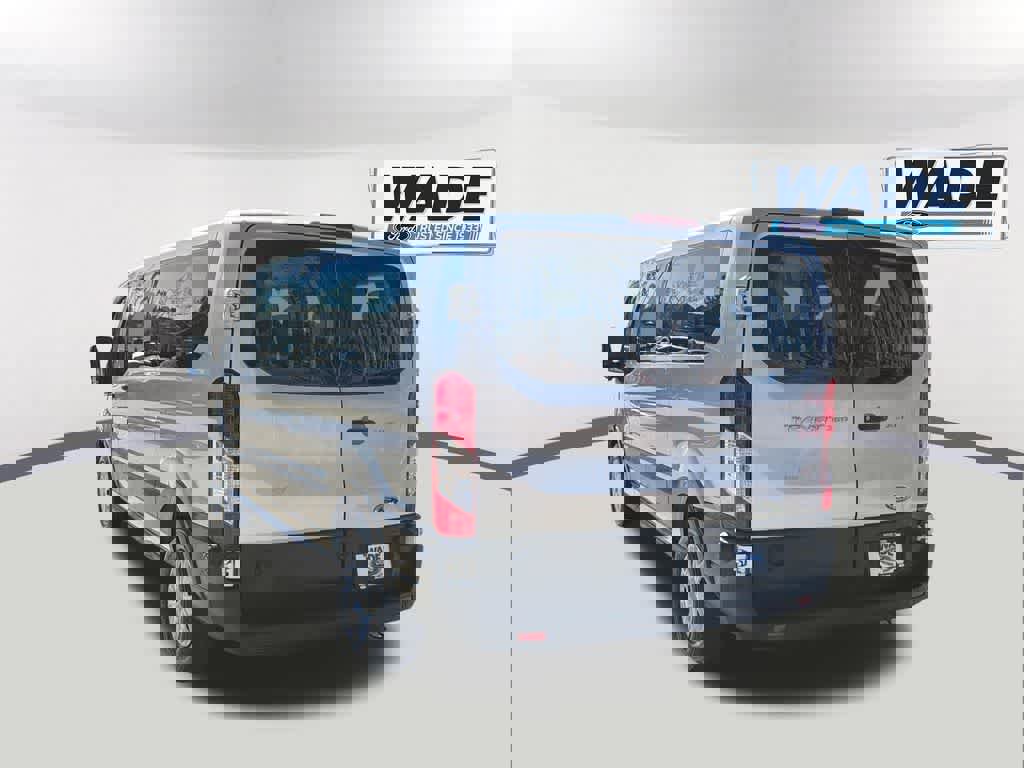 Used 2024 Ford Transit 350 XLT image 7