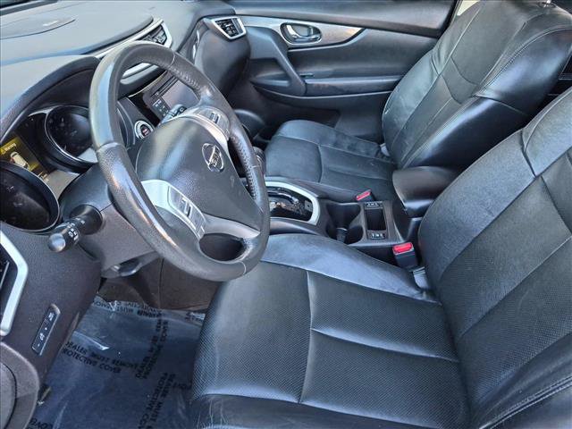 Used 2015 Nissan Rogue SL AWD/4WD image 16
