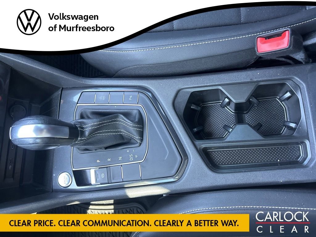 Used 2021 Volkswagen Tiguan SE FWD image 19
