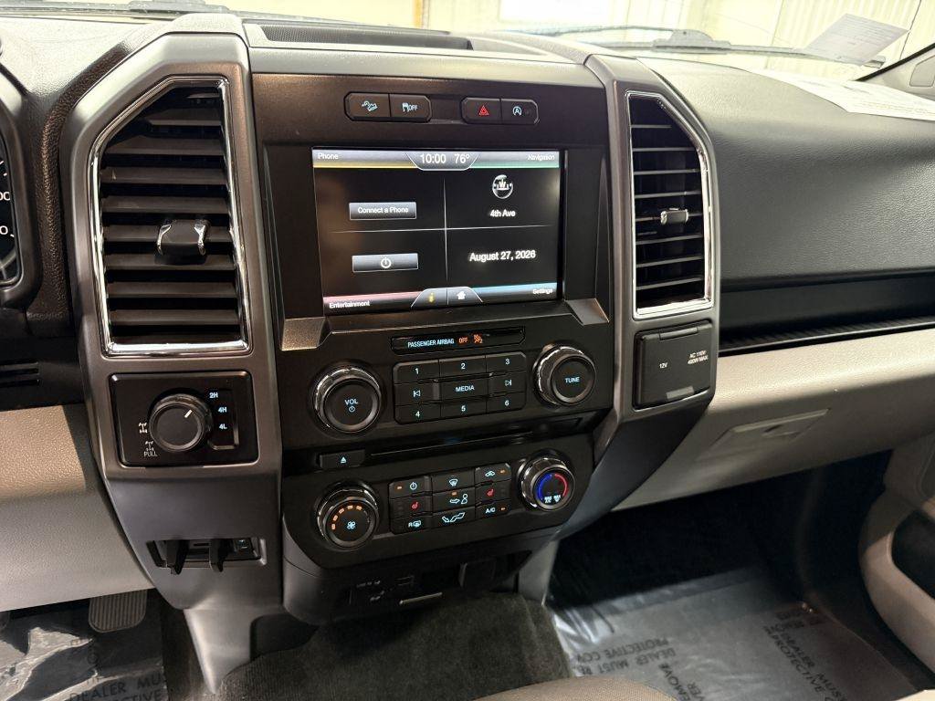 Used 2015 Ford F150 XLT w/ Equipment Group 302A Luxury AWD/4WD image 19