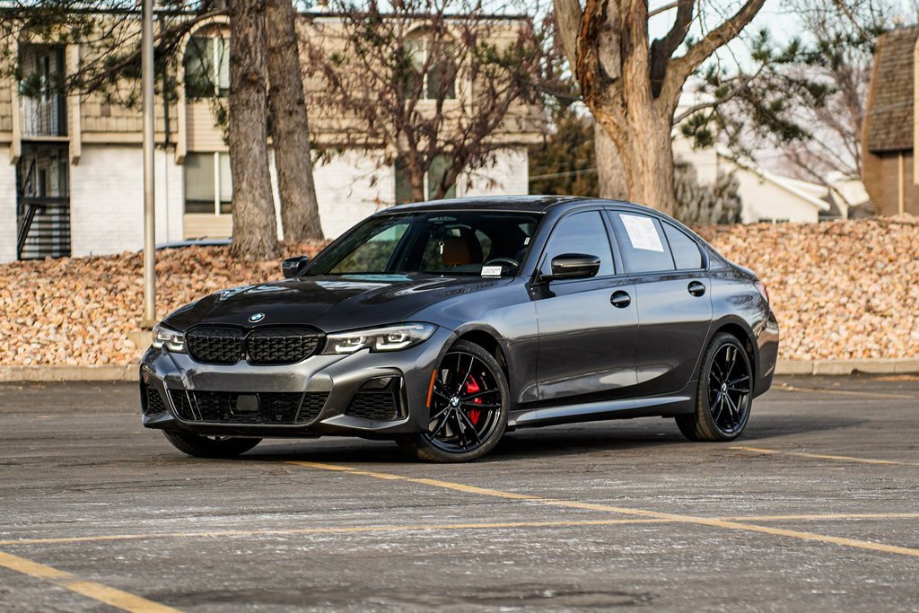 Used 2022 BMW M340i xDrive image 1