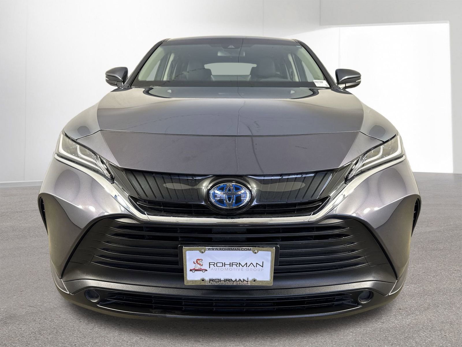 Used 2024 Toyota Venza LE image 24