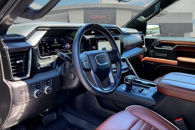 Used 2025 GMC Sierra 1500 Denali Ultimate AWD/4WD image 13