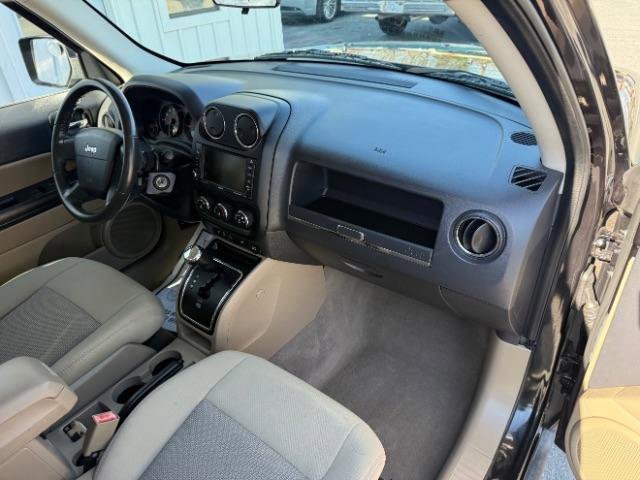 Used 2010 Jeep Patriot Latitude image 12