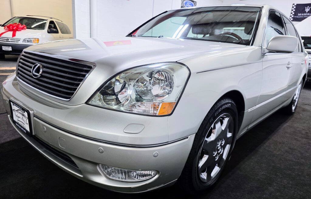 Used 2002 Lexus LS 430 RWD image 4
