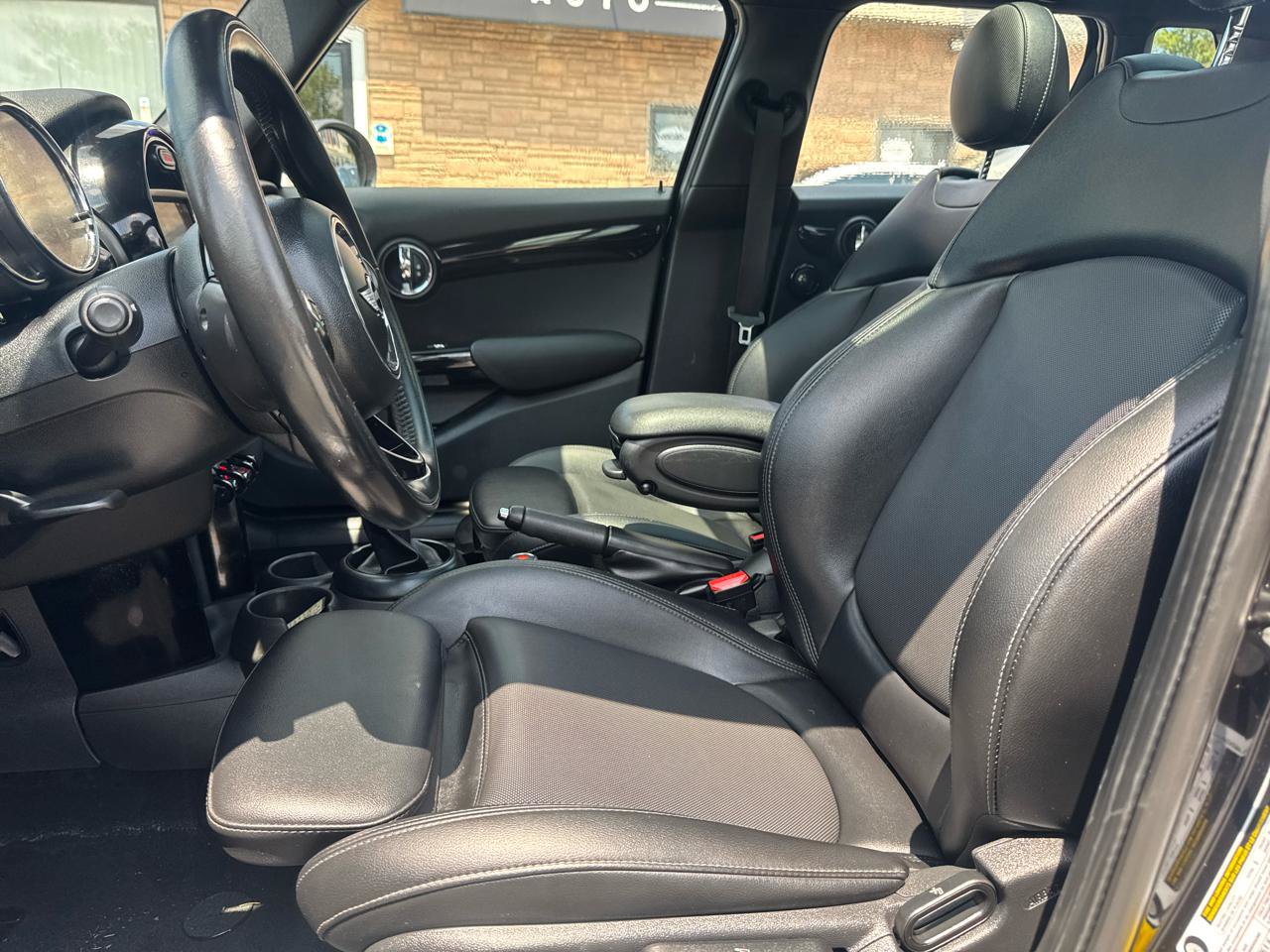 Used 2018 MINI Cooper S FWD image 24