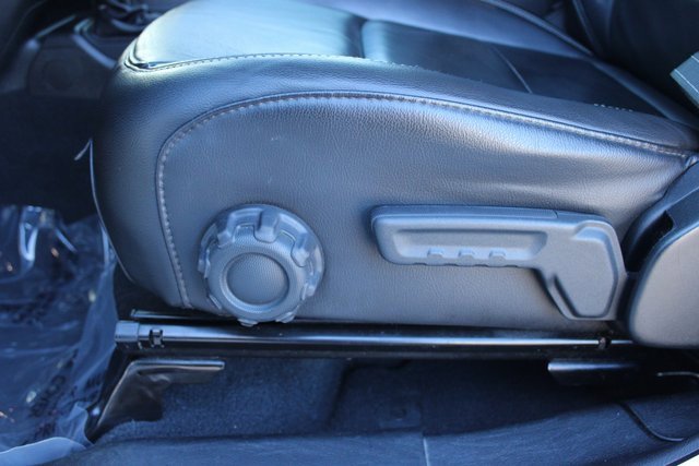 Used 2018 Jeep Wrangler Unlimited Sahara image 12