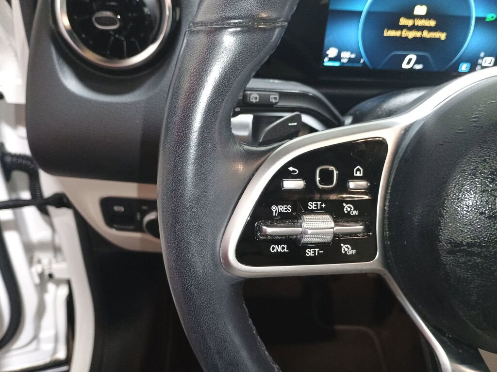 Certified 2021 Mercedes-Benz GLB 250 4MATIC image 9