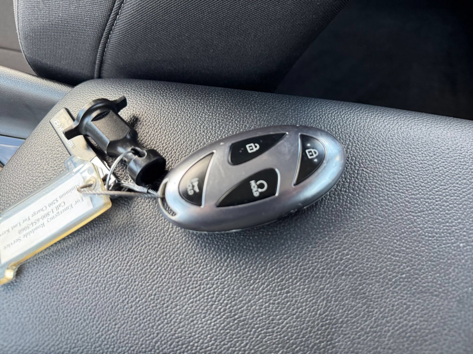 Used 2025 Hyundai Elantra SEL FWD image 21
