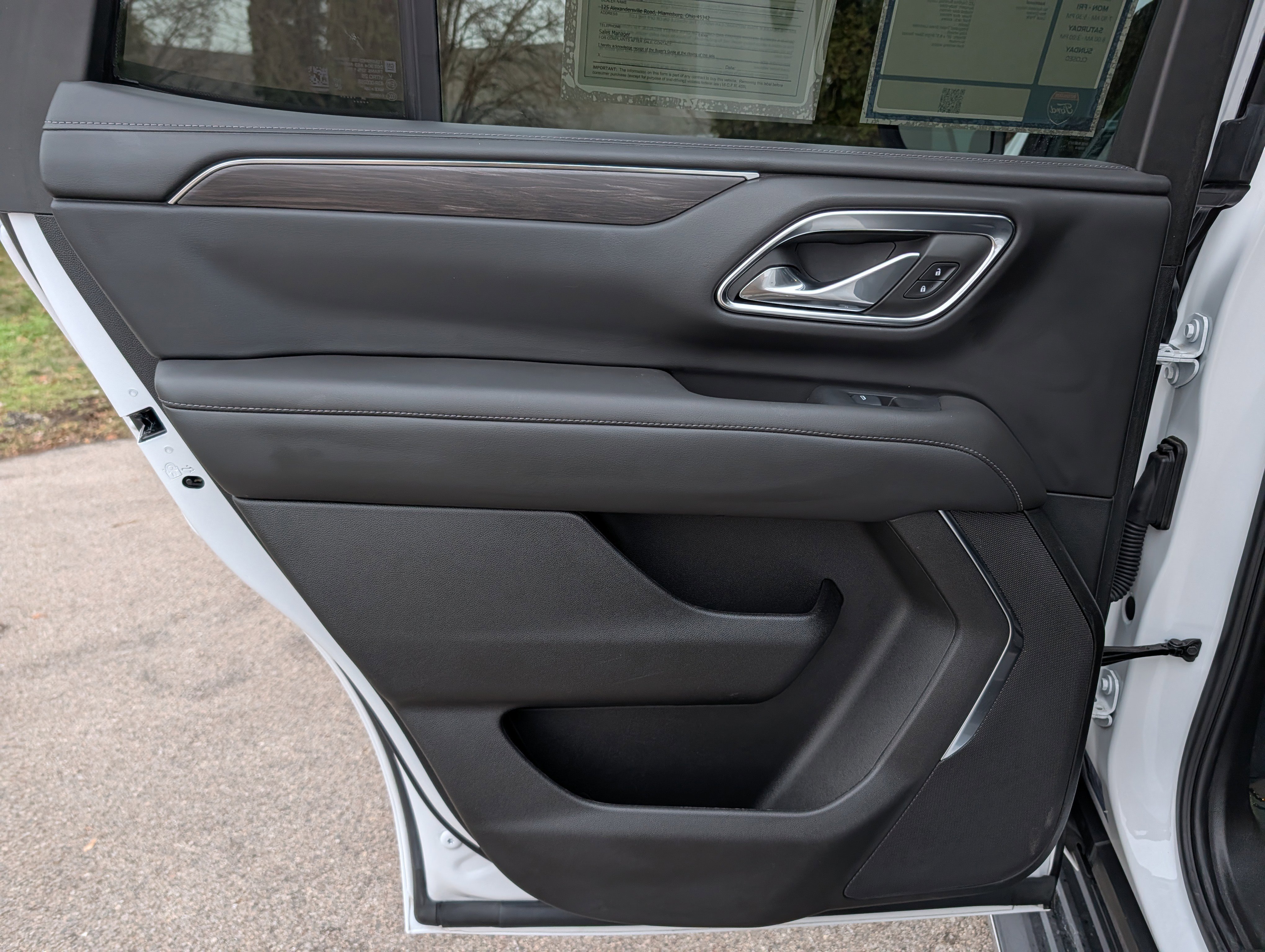 Used 2024 Chevrolet Tahoe LS w/ Driver Alert Package image 33