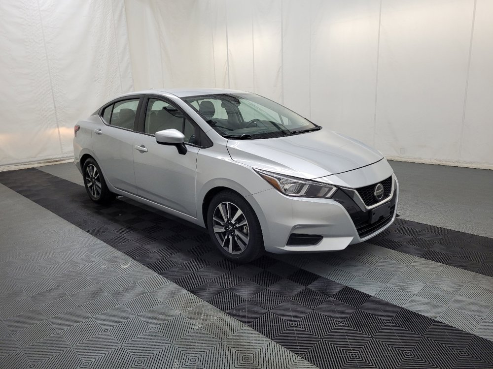 Used 2022 Nissan Versa SV FWD image 13