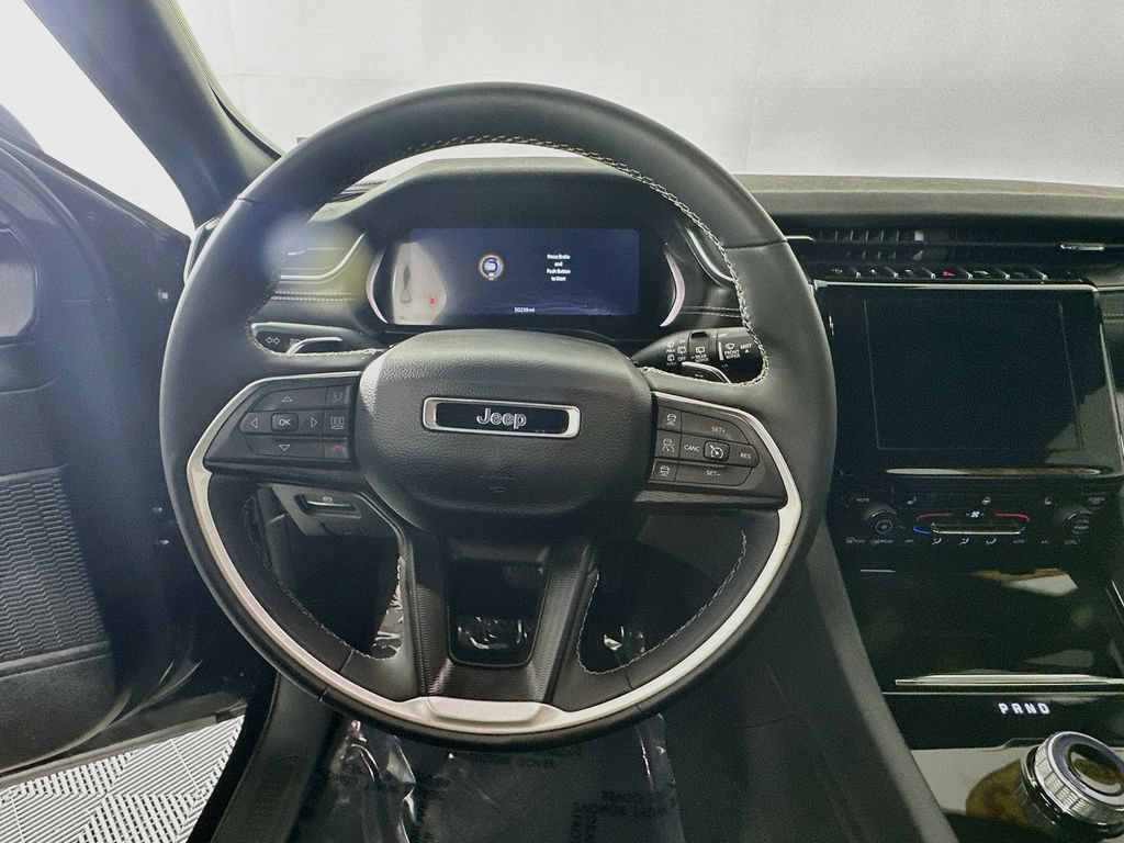 Certified 2023 Jeep Grand Cherokee Altitude AWD/4WD image 19