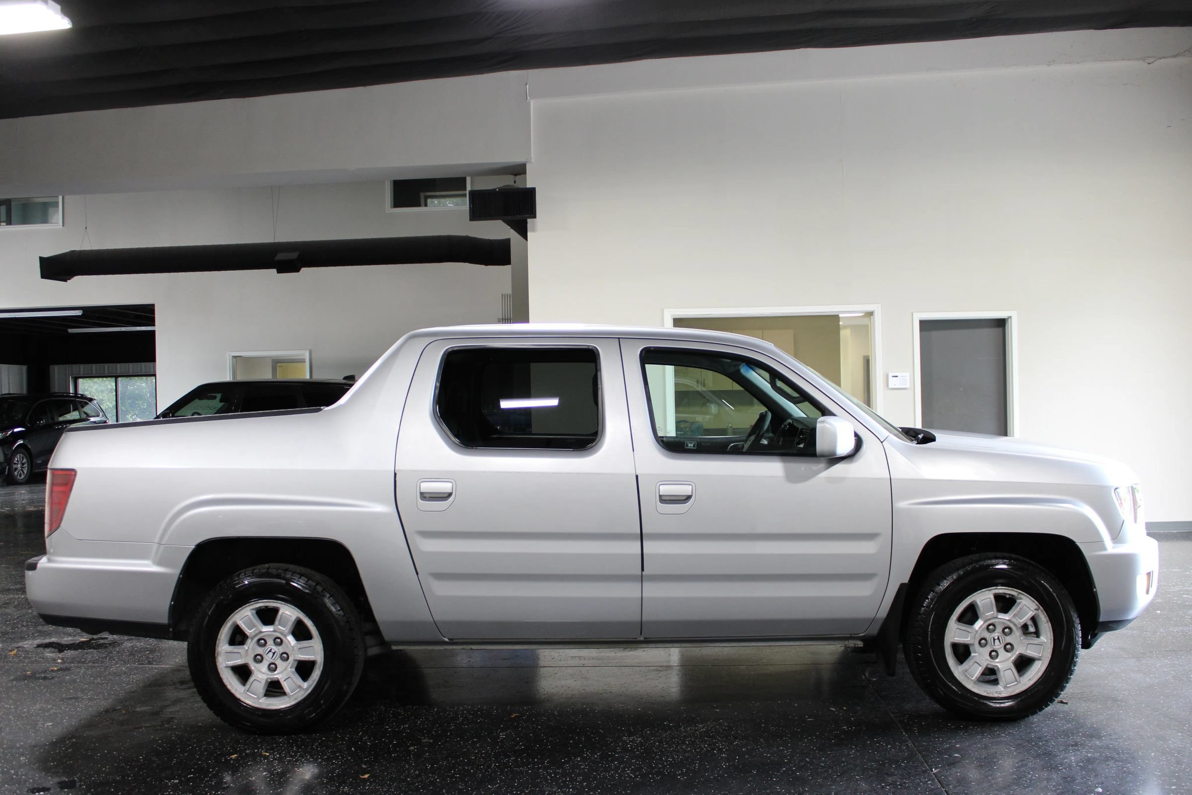 Used 2009 Honda Ridgeline RTS image 3