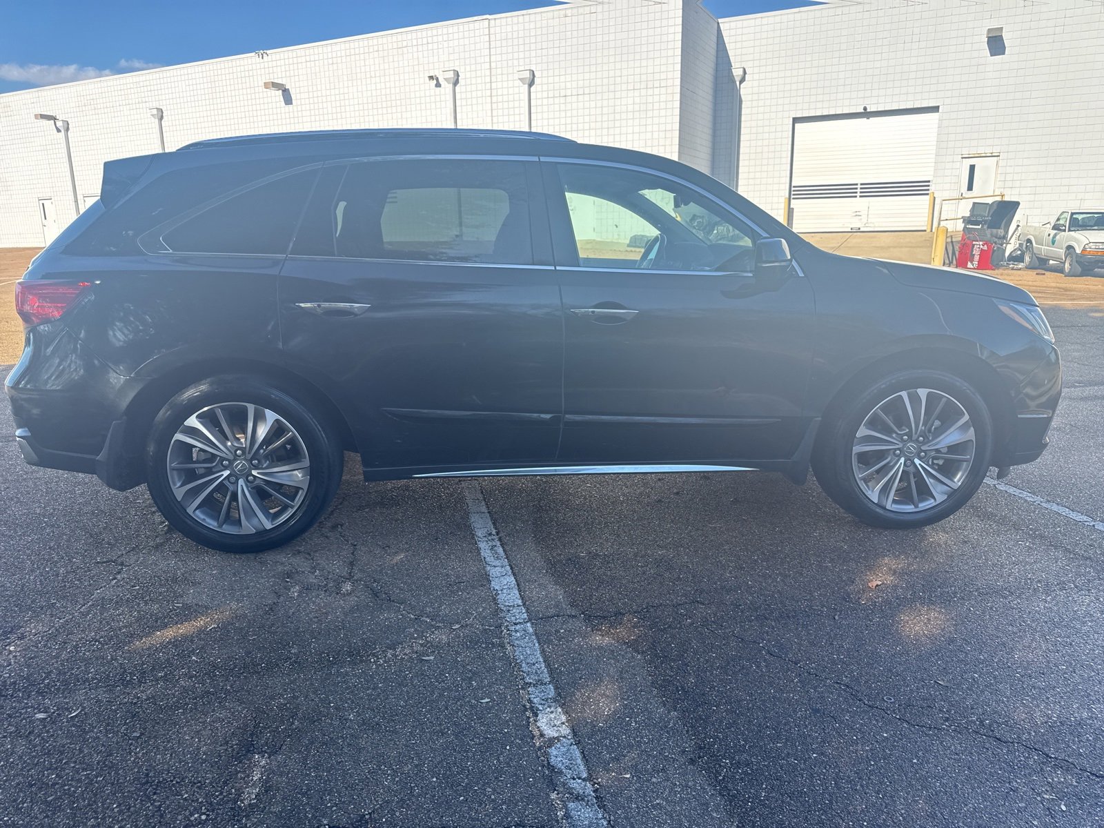 Used 2018 Acura MDX SH-AWD w/ Technology Package image 8