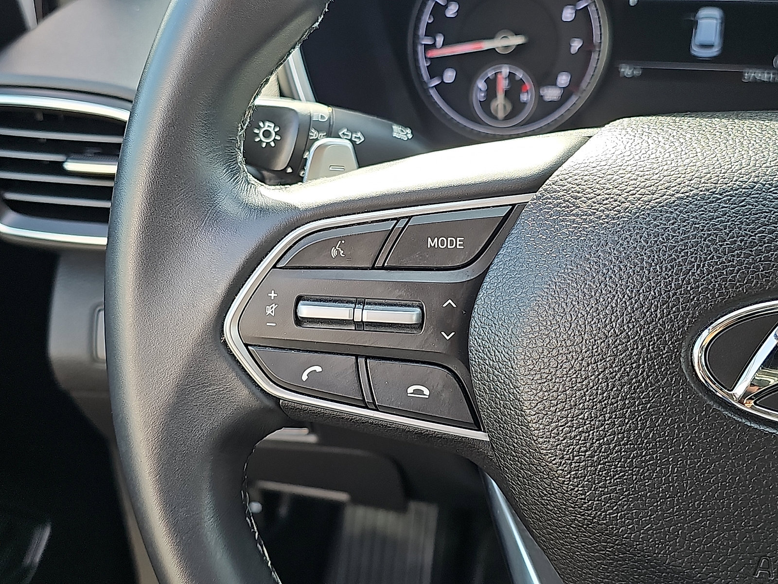 Used 2023 Hyundai Santa Fe SEL image 22